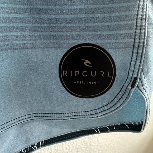 Rip Curl Mirage Blue & Gay Striped Swim Trunks Board Shorts - Picture 3 of 7